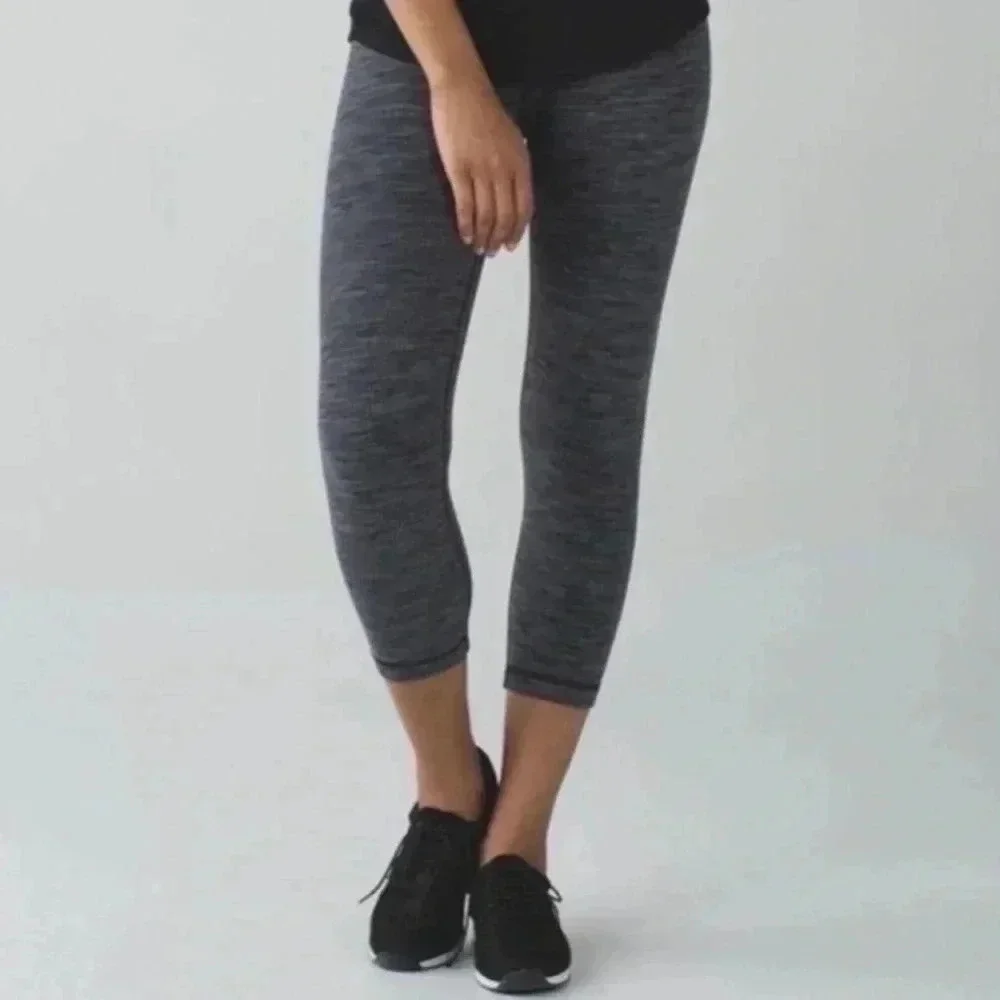 Lululemon Wunder Under Cropped Space Dye Black Gray Leggings  4